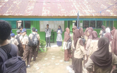 Kamad MTs Muhammadiyah Songing Beri Arahan Jelang Penerimaan Rapor Semester Gasal T/P 2025-2026